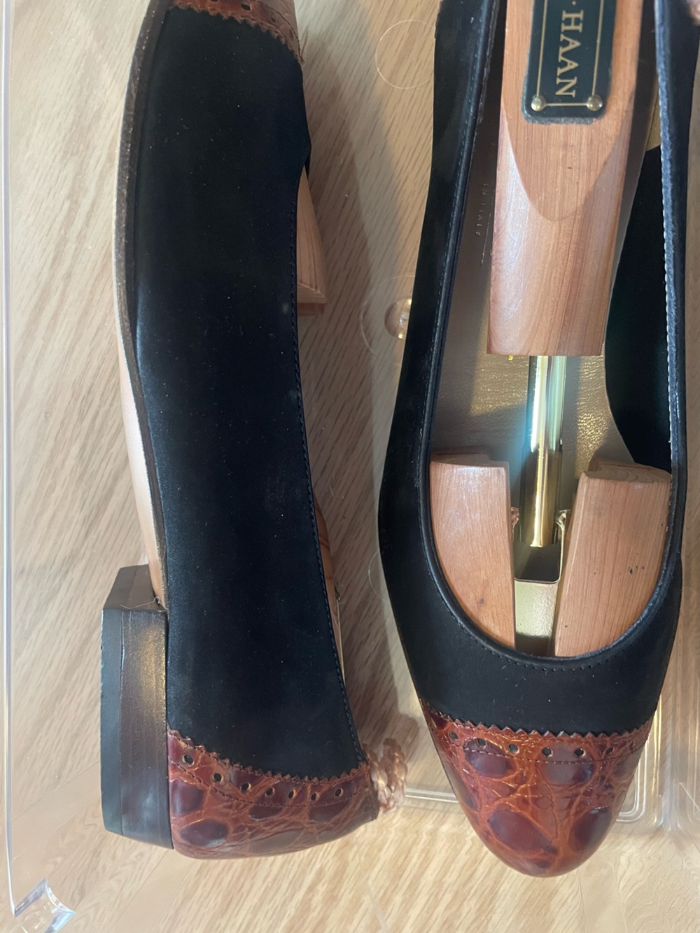 Ferragamo Black Suede Flats with Brown Croc-Textured Toe - Picture 2 of 8